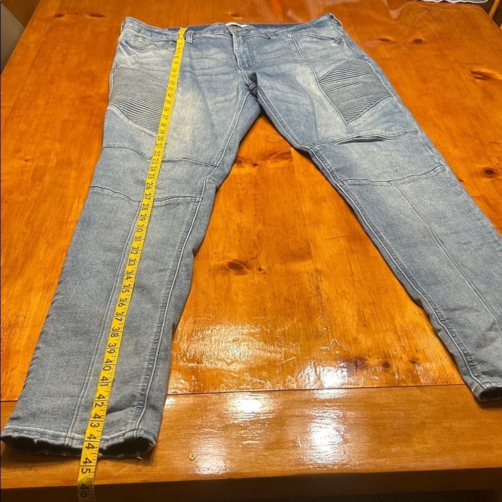 PacSun Stacked Skinny Moto Jeans Mens 36x32 Light Wash Blue Ribbed Biker Denim - Picture 4 of 10